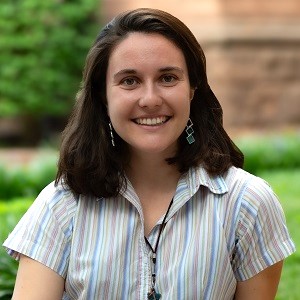 Kate Monroe 莫可佳 | Middlebury Schools Abroad